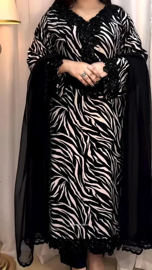 LIMELIGHT EMBROIDERED LAWN 3PC UNSTICHED